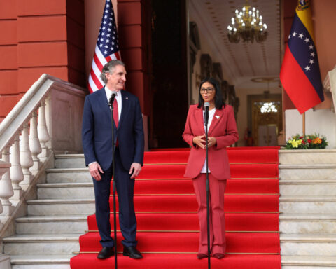 Rubio says Venezuela will ultimately need transition phase, free elections