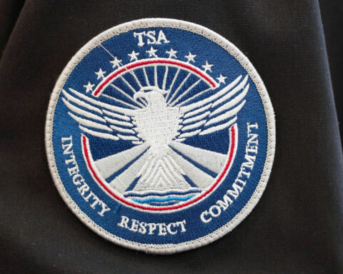 Absences fall sharply after US airport security workers finally get paid