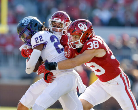 Oklahoma standout LB Owen Heinecke gets court injunction to return to Sooners for another year