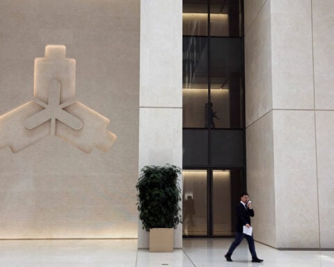 China expected to keep benchmark lending rates steady after strong GDP data