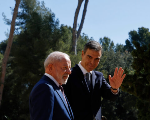 Brazil's Lula and Sánchez of Spain headline meetings of progressive leaders in Barcelona