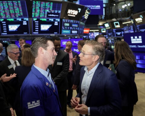 Investors give peace a chance