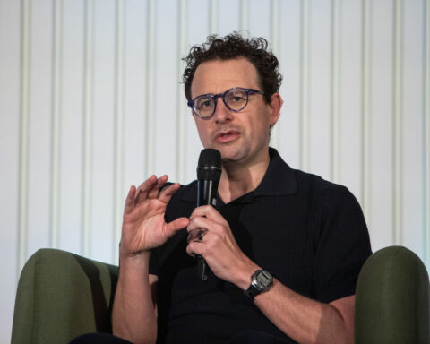 CEO of blacklisted Anthropic is going to the White House