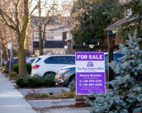 Canadian housing starts decrease 6% in March