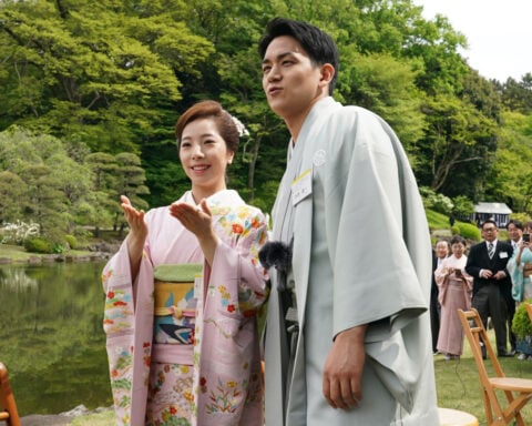 Olympic pairs figure skating gold medalists Riku Miura and Ryuichi Kihara retire