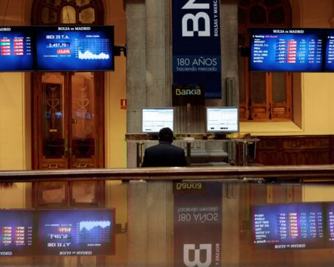 Global markets surge as Iran says Strait of Hormuz open during ceasefire