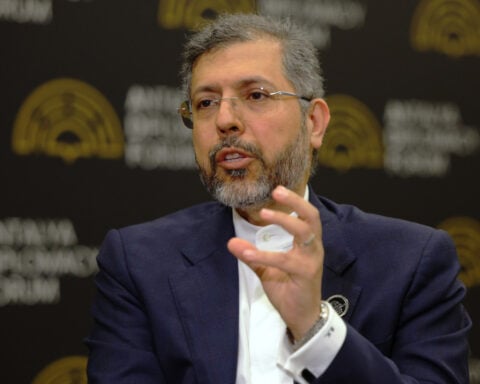 Iranian official says US 'maximalist' demands stall face-to-face talks