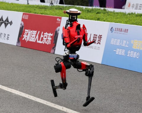 A Chinese android just ran a half-marathon faster than any human ever