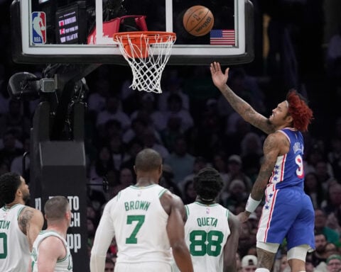 Jayson Tatum has strong return to playoffs for Celtics, who rout 76ers 123-91 in Game 1