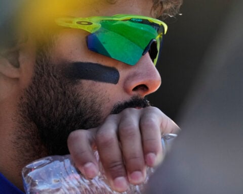 Cubs hand Mets their 11th straight loss by rallying for a 2-1 win in 10 innings
