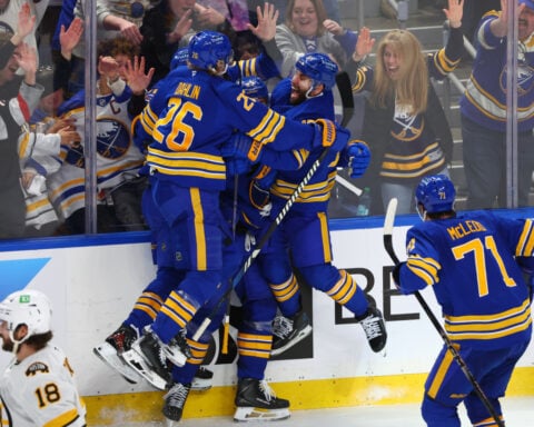 Sabres score 4 3rd-period goals to beat the Bruins 4-3 in playoff opener