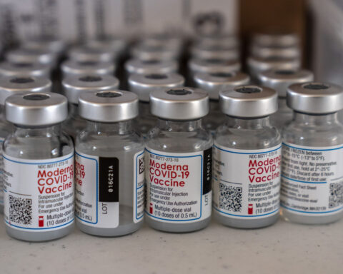 After a year of turmoil, cancer researchers see promising signs for mRNA vaccines