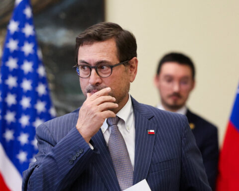 Chile, US to sign mining and security agreements