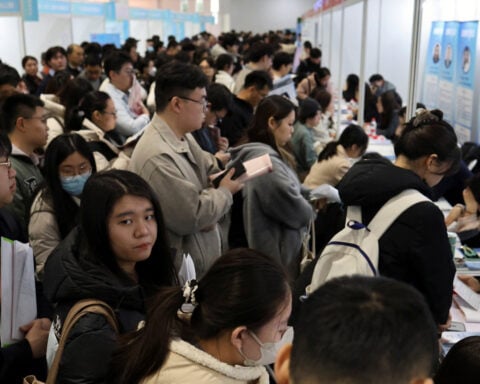 China's youth jobless rate rises to 16.9% in March