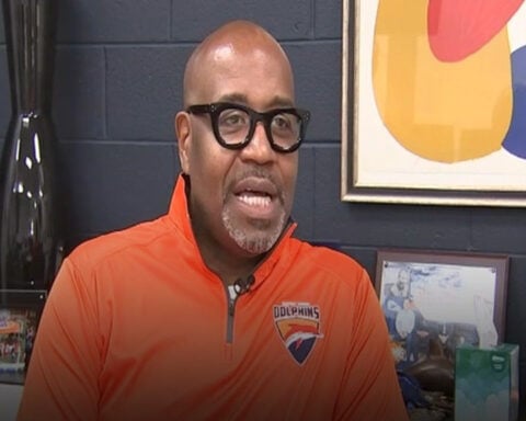 Gunman shoots at Whitney Young HS principal, another driver in Washington Heights: VIDEO