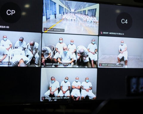 El Salvador holds mass trial for 486 alleged gang members