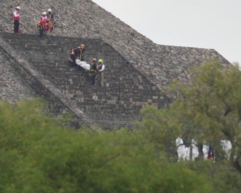 Mexico to beef up security at tourist sites after shooting at pyramids in lead up to World Cup