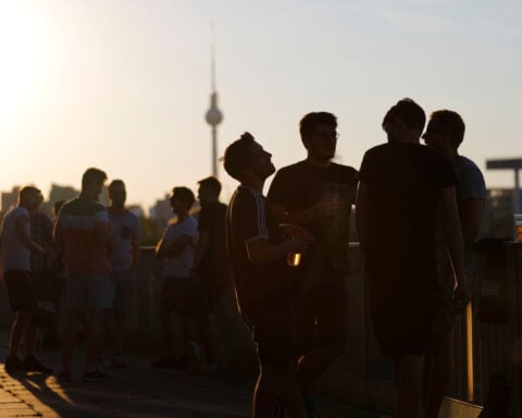 Number of immigrants in EU reaches record high of 64.2 million in 2025, study shows