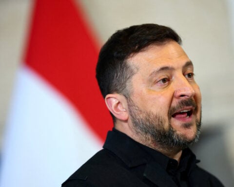 Ukraine has asked Turkey to host a Zelenskiy-Putin meeting, FM says