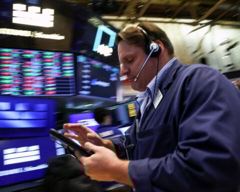 US stock index futures climb after Trump extends Iran truce