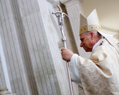 Pope decries inequality on whirlwind last day of Africa tour