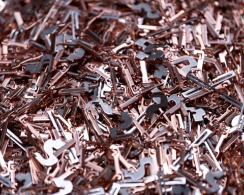 TE misses quarterly revenue estimates, flags price hikes due to Iran war