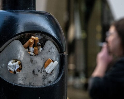 UK lawmakers approve lifetime smoking ban for today's under-18s