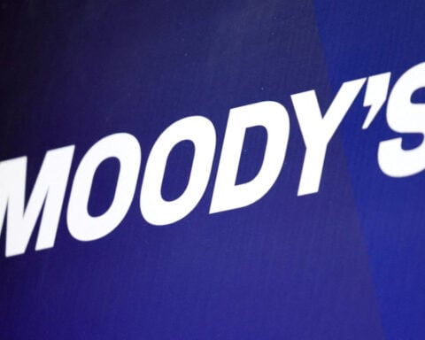 Moody's profit rises on strong analytics growth, lifts annual forecast