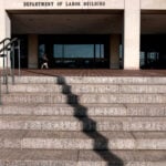 US Labor Department unveils proposal on contract, franchise worker pay