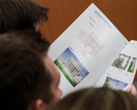 Trump ballroom deal shields donor identities, limits conflict safeguards, contract shows