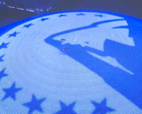 Man sentenced for climbing Las Vegas Sphere during 2024 publicity stunt