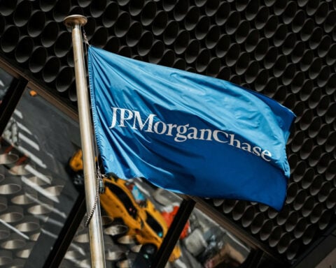 JPMorgan hires two top technology bankers from Bank of America, memo says