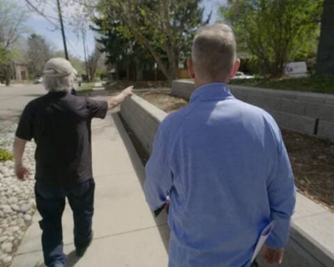 200-pound steel sculpture stolen from yard; owner of artwork says "it kind of breaks your heart"