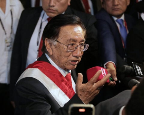 Peru's defense and foreign ministers resign after the president stalls US military planes deal