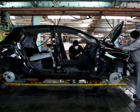 Renault Q1 sales beat forecasts on strong demand from partners