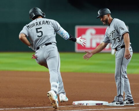 White Sox rookie Munetaka Murakami ties MLB rookie record with HR in 5th straight game