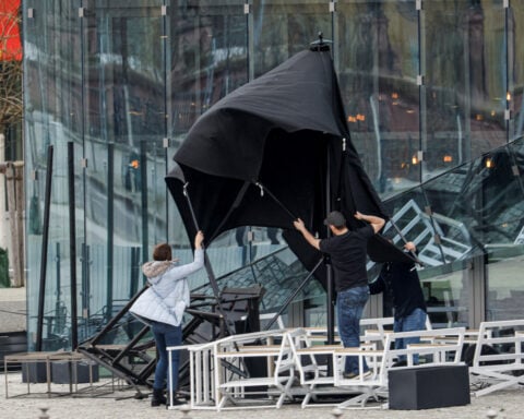 German private sector contracts for first time in nearly a year, PMI shows