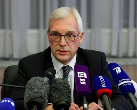 Russia warns European states against hosting French nuclear bomber planes