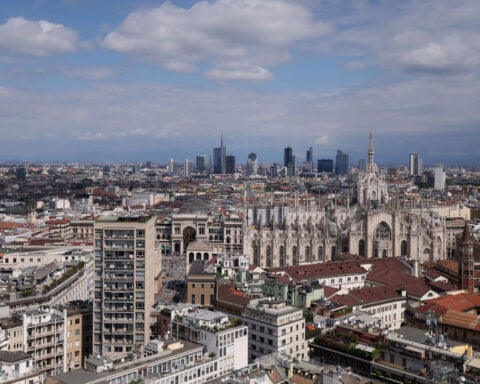 Italy set to become euro zone's most indebted country, replacing Greece