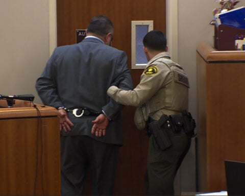 Doctor who went to prison for patient’s botched plastic surgery death still has valid Arizona medical license