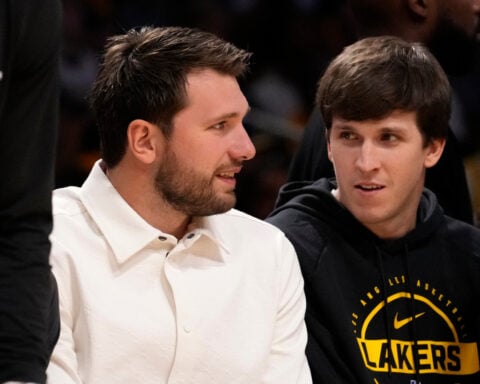Austin Reaves is upgraded to questionable for Lakers in first-round Game 3 against Rockets