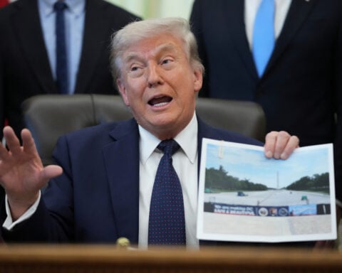 Lincoln Memorial Reflecting Pool gets a blue coating as Trump tackles renovation project
