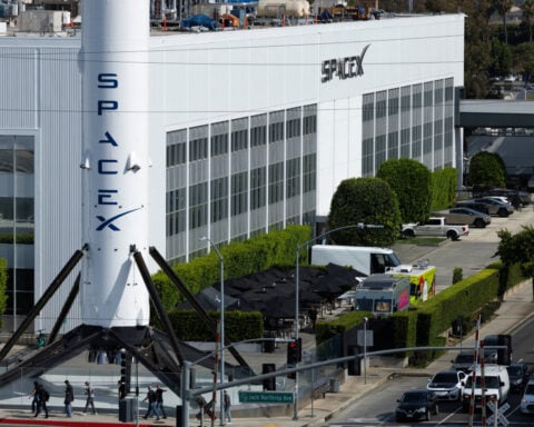 SpaceX refinanced debt with stopgap $20 billion loan before IPO filing