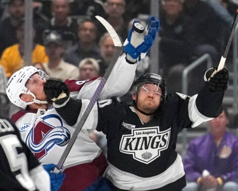 Avalanche get a pair of lucky goals and hold off Kings 4-2, taking a 3-0 series lead