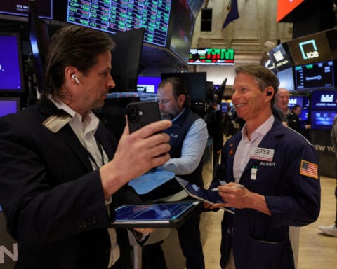 Soaring US stocks face pivotal week of tech-led earnings, Fed meeting