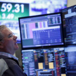 U.S. equity fund inflows rise on earnings optimism, AI boost