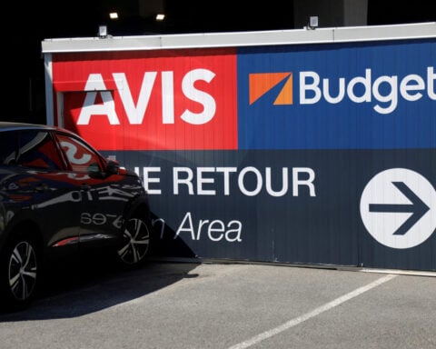 Avis roller coaster drags a big index along for the ride
