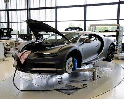 Porsche to sell stake in sports car maker Bugatti