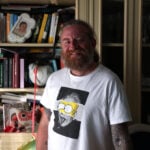 Italy votes down equal parental leave while fathers redefine their role online