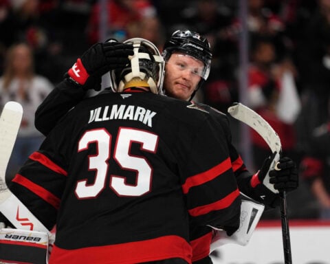 Stankoven scores again, Hurricanes complete 4-game sweep of Senators